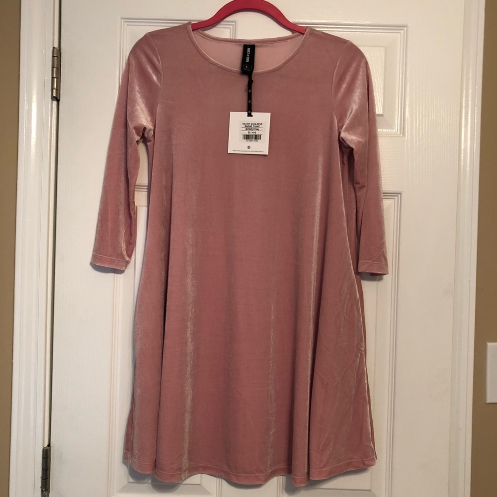 🚫 SOLD 🚫 Plush Velvet Tunic